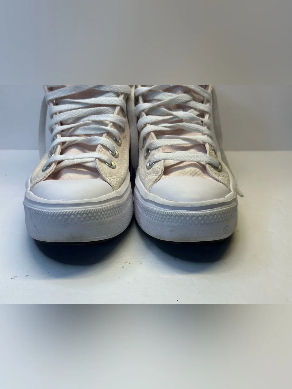 Converse stylish platform